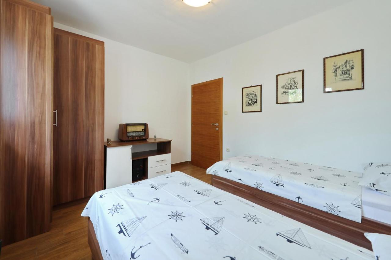 Villa Jaz Селине Экстерьер фото